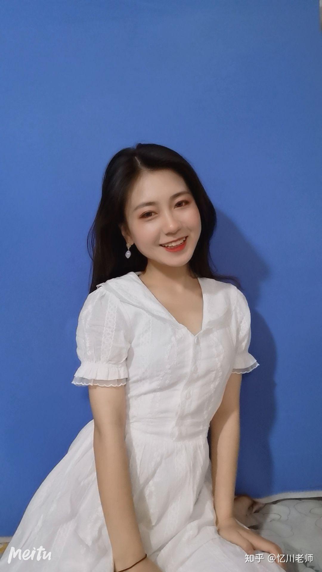 二十几岁的女孩子佩戴什么样的首饰更好看