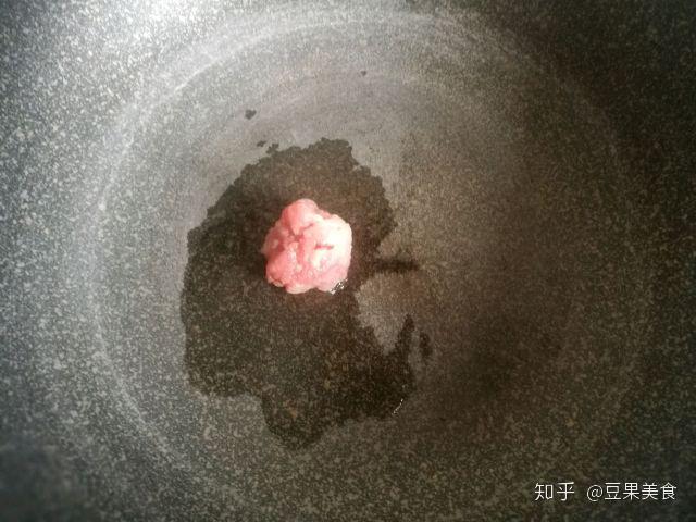 宝宝多大可以添加辅食啊?什么APP上的辅食制