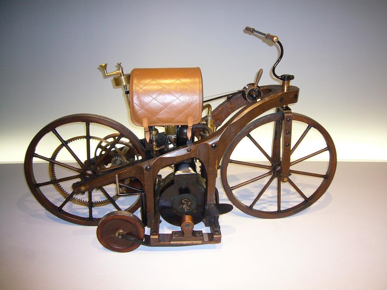 奔驰为什么叫沙发厂