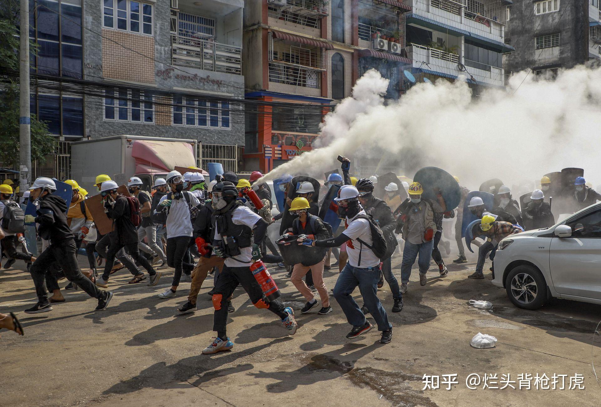 緬甸民眾同軍方衝突,為何多家中資企業遭打砸搶燒?