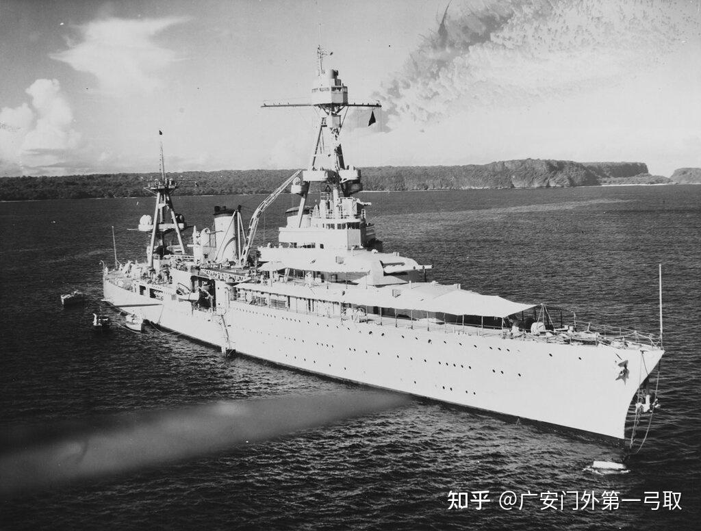 e) 巡洋舰"奥古斯塔"号上美国舰队指挥官的宴会时间定于 - 1937 年 7