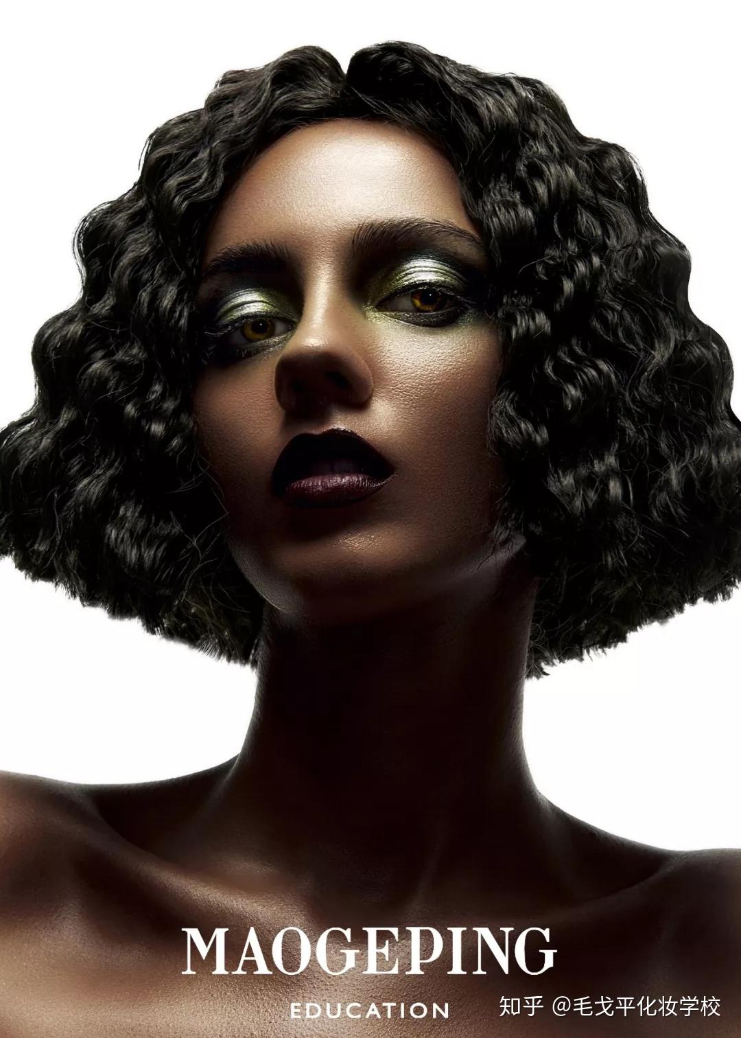 2019最新时尚平面彩妆大片新鲜出炉惊艳你的眼球