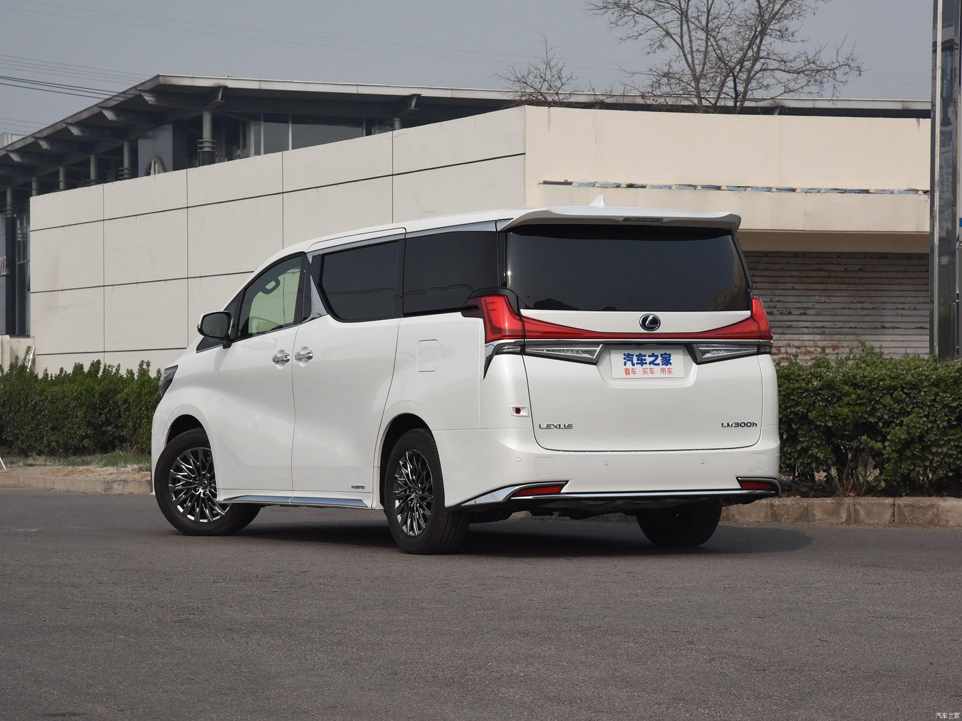 车坛优惠播报雷克萨斯限时优惠旗下雷克萨斯lm售价1166万元起