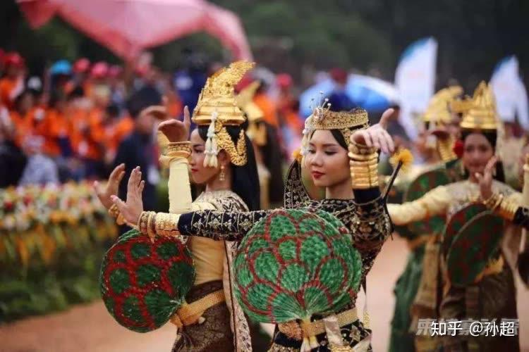 世界上最大的传统节日 v2-54bf30133b4a0b10b1f2dfb5f4968898_r.jpg