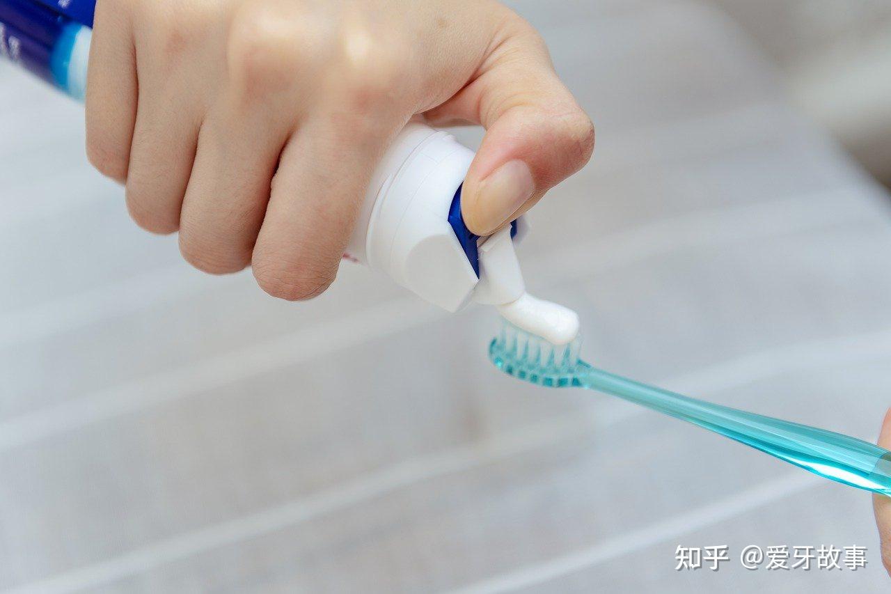 您刷牙的方式對了嗎?什麼是貝氏刷牙法呢?