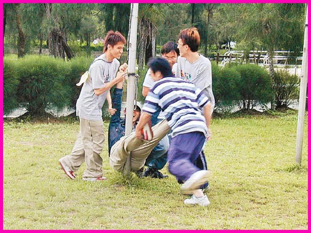 "卡大树,卡人(东北),树人(华北),杠人(河北),锯