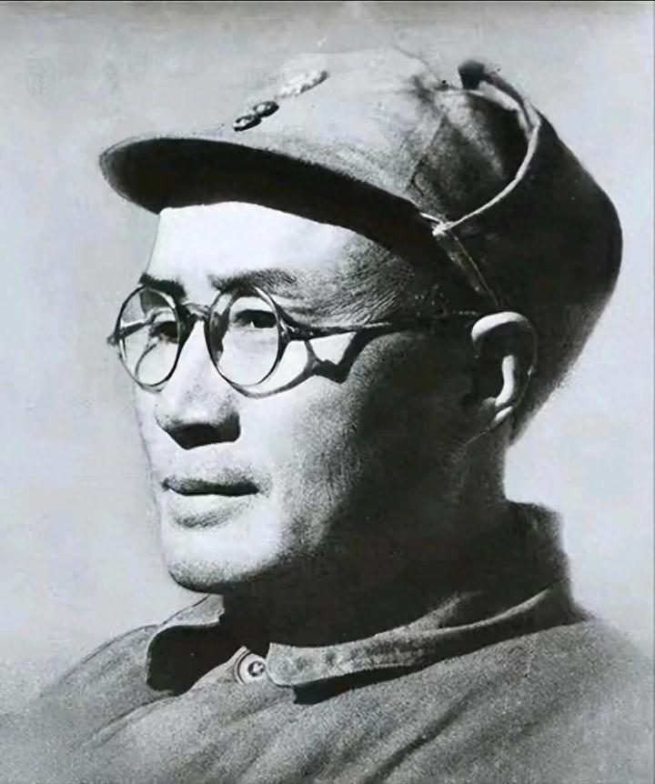 刘伯承的元帅排名,为何高于贺龙?他有一项重大贡献,很少被提及 - 知乎