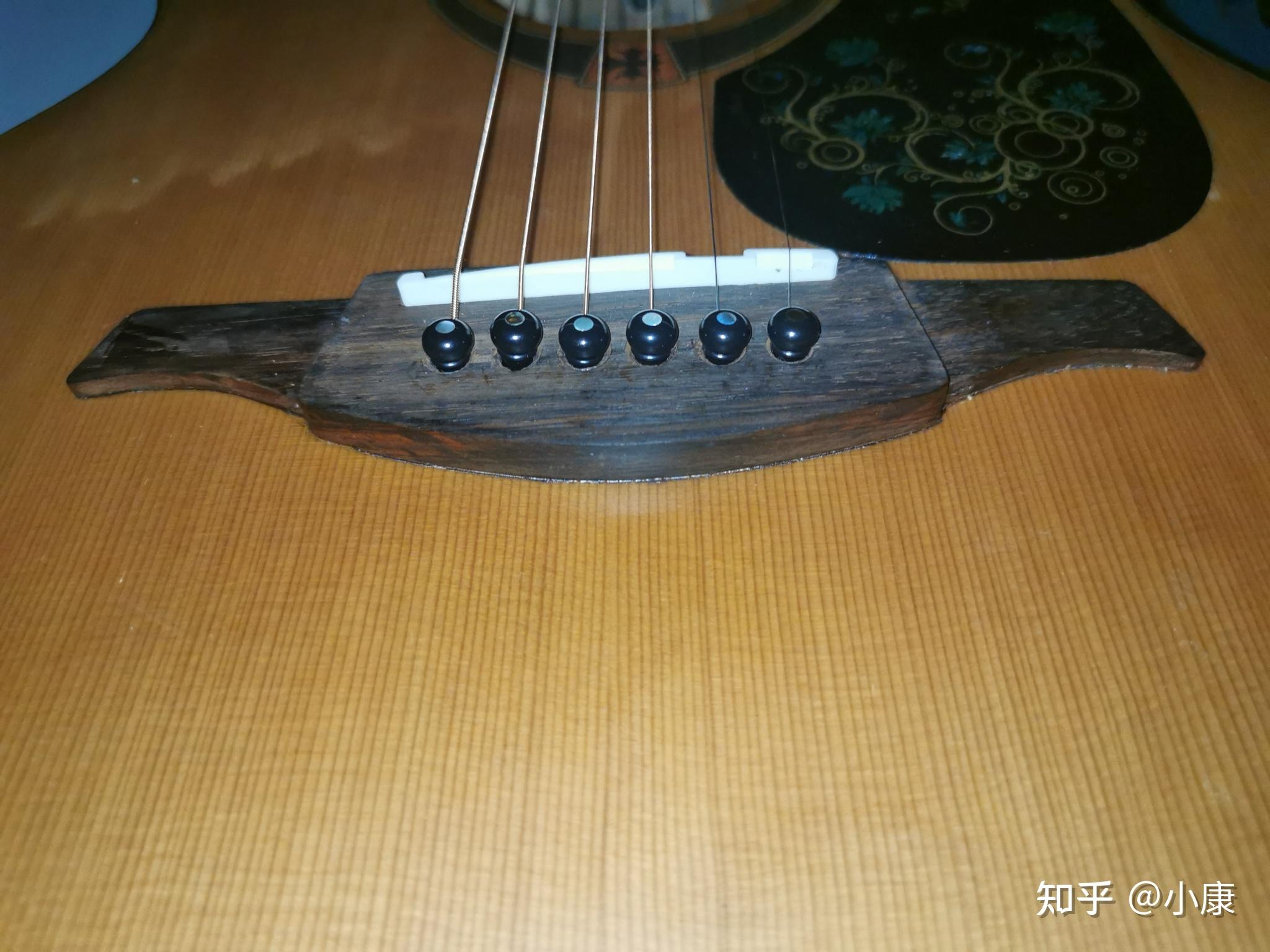 老吉他琴码开裂自己低成本维修