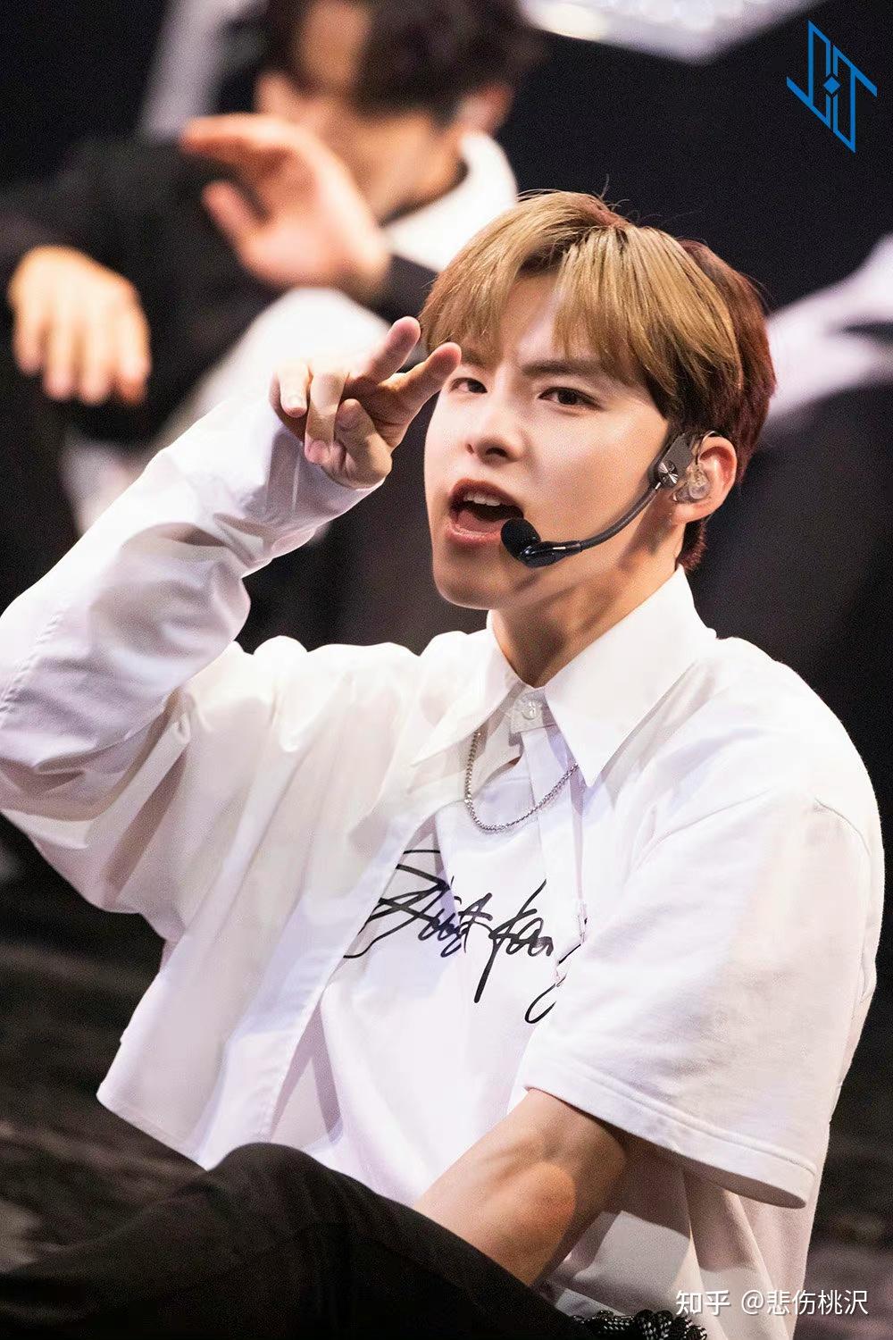 如何评价jo1颜c川西拓実的长相