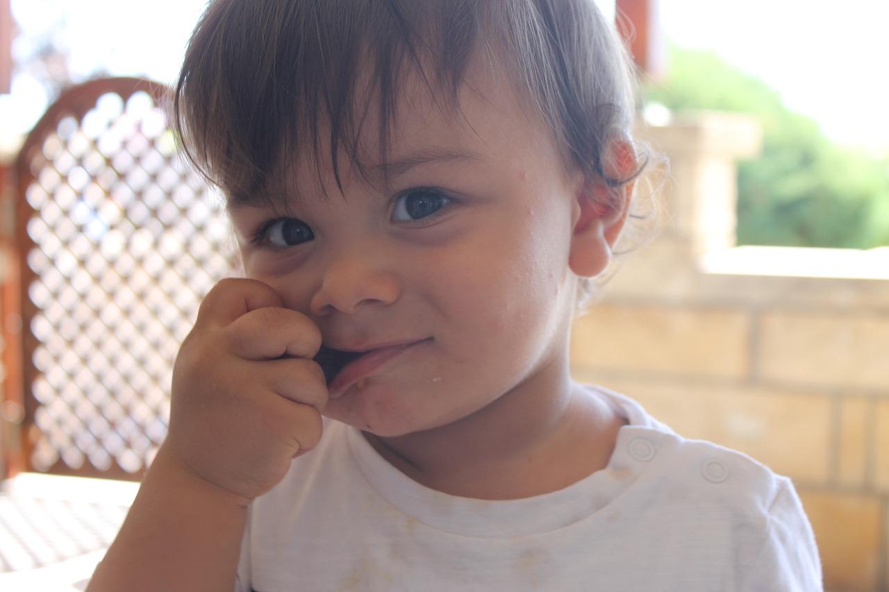 婴儿房间多少度