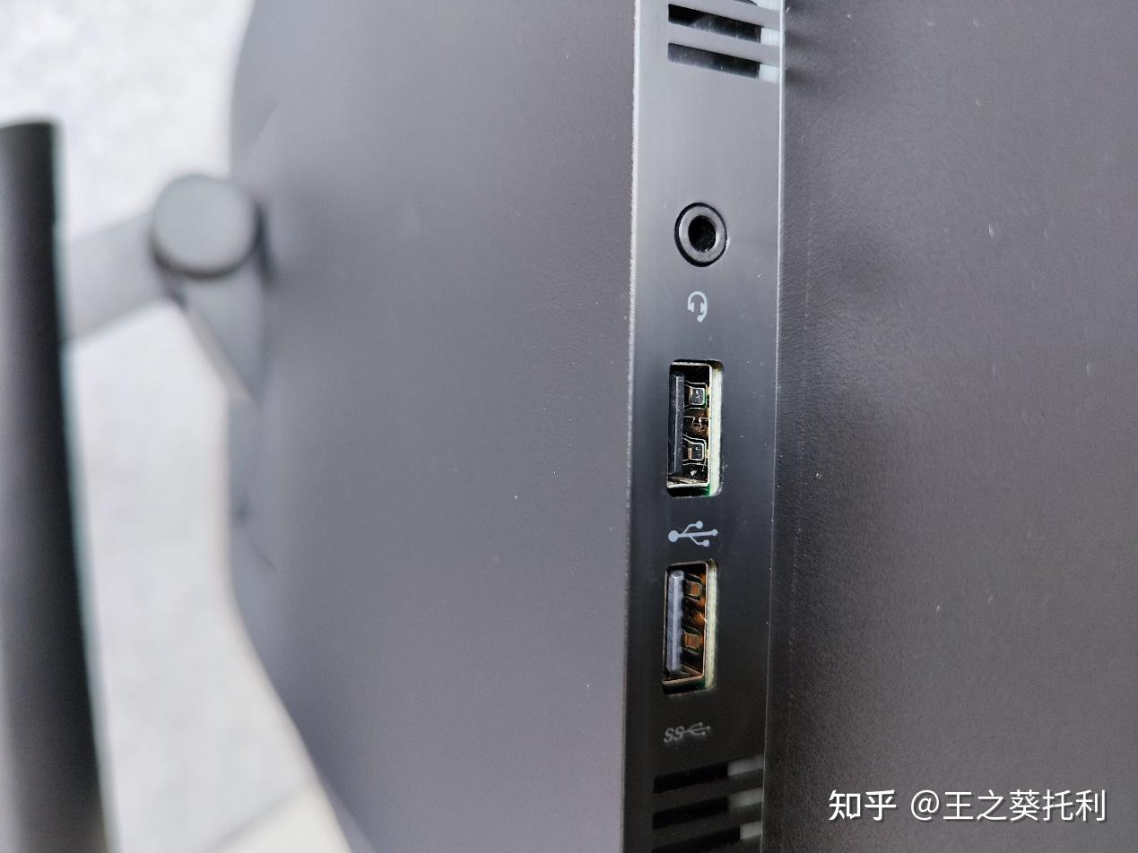 24 thinkvision t24v 30 