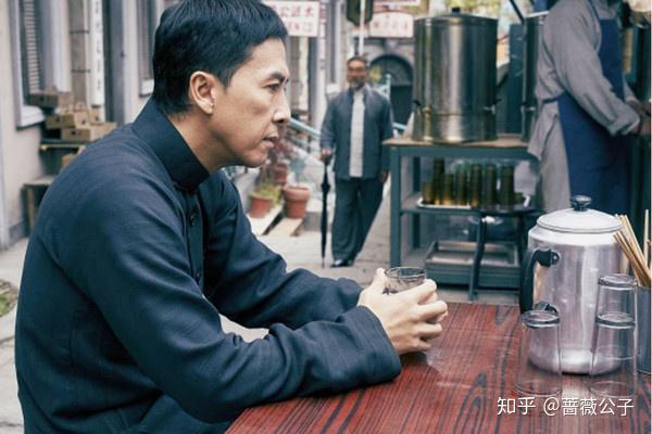 小丸子说职场叶问四里的耿直吴建豪在职场的哪个段位