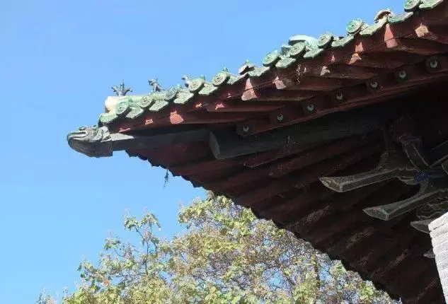 中国古建筑的屋瓦艺术：实用与美学的完美结合 - 知乎