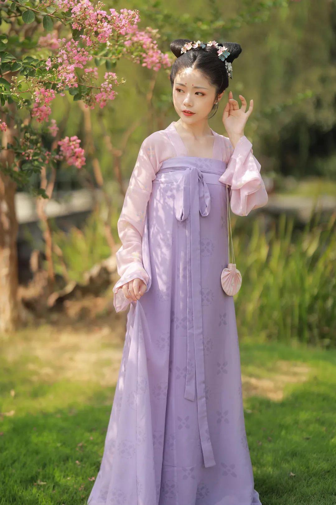 大家有收藏过什么好看的齐胸襦裙吗? - 知乎