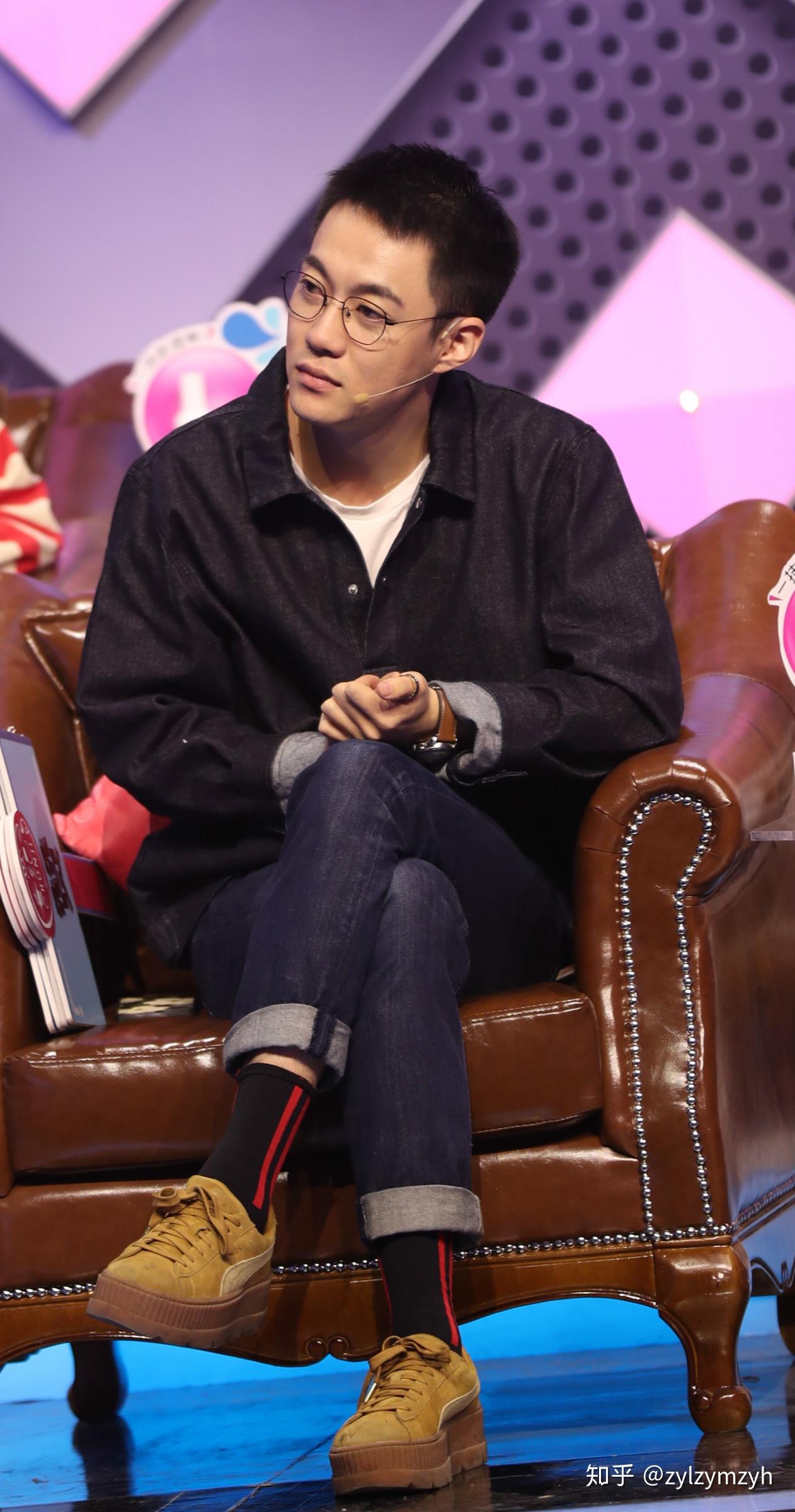 花希长得好看的人哪怕和ta吵架也会很快消气