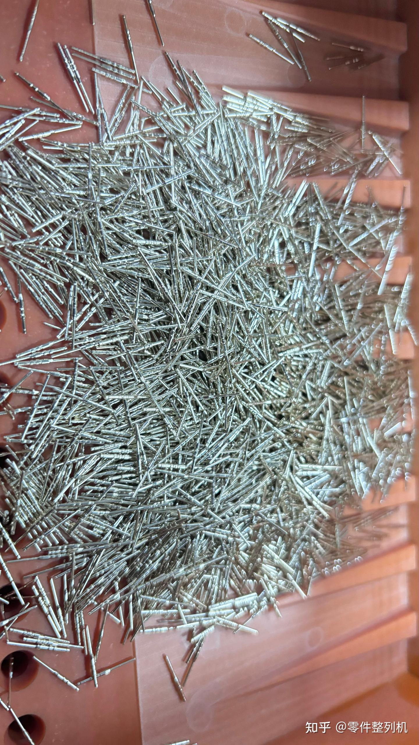 整列机vs人工插针:连接器生产核心工序的技术差异解析 - 知乎