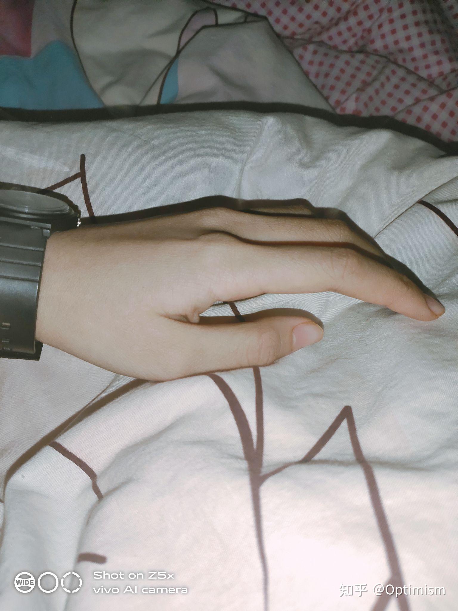 你见过最好看的女孩子的手是什么样的? - 知乎