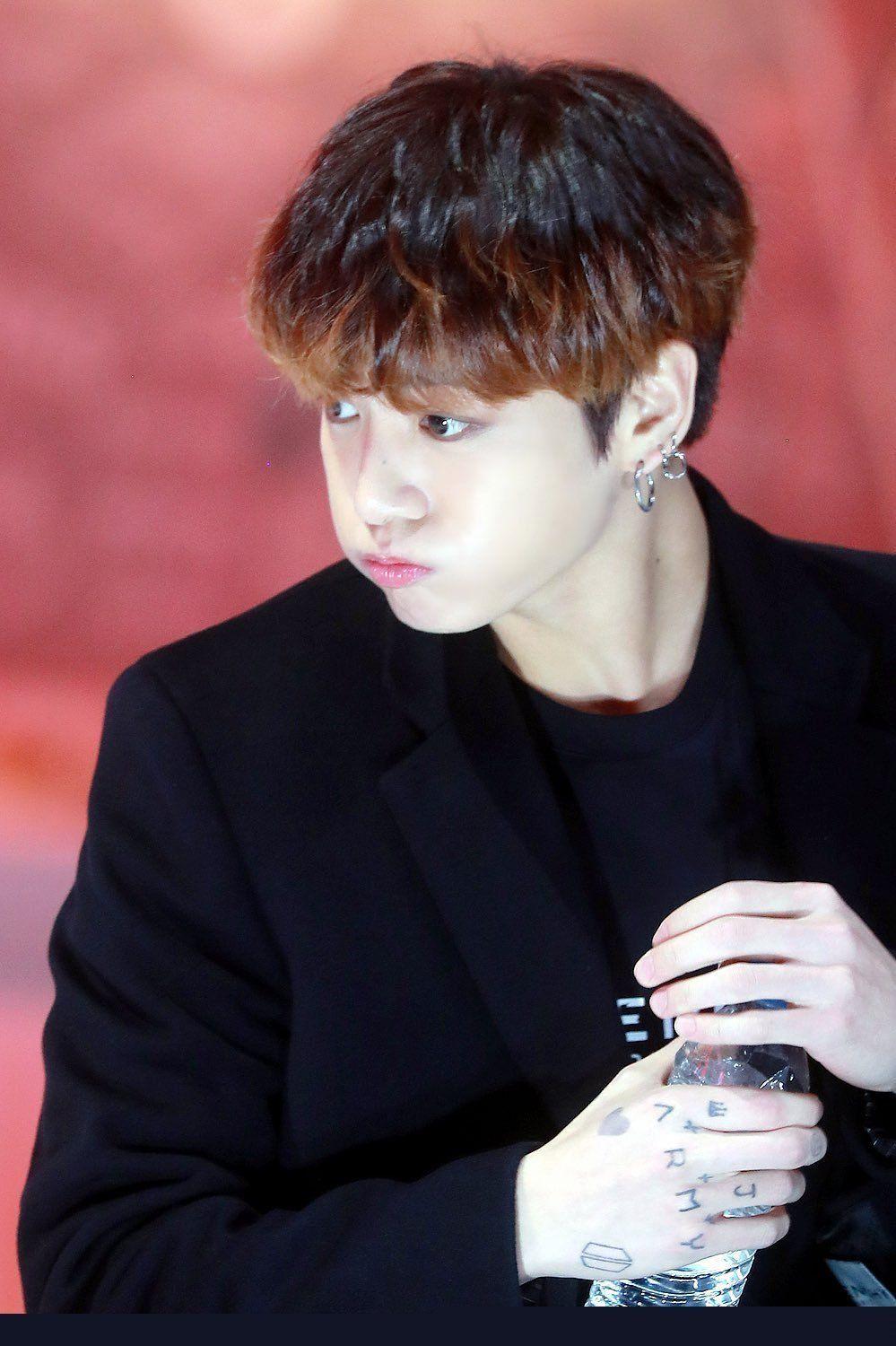 为什么都是质疑果果纹身的人没有人觉得田柾国的纹身很好看吗?