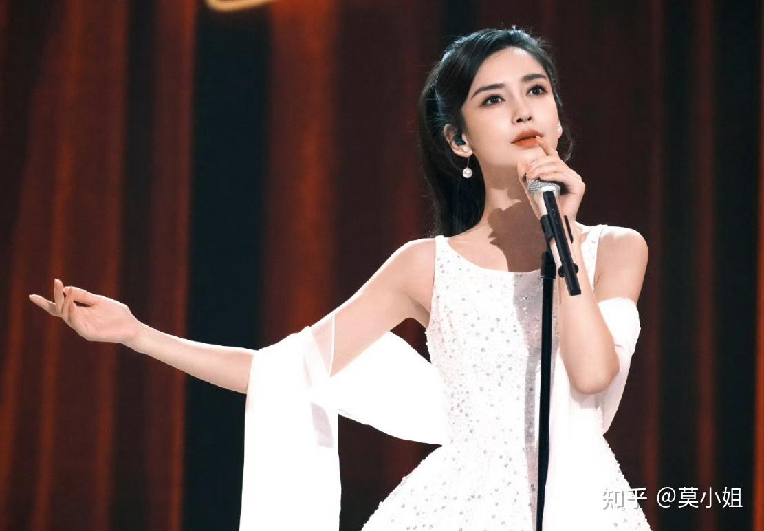 工作行程冲突杨颖将缺席跑男特别篇录制网友节目组提前避雷