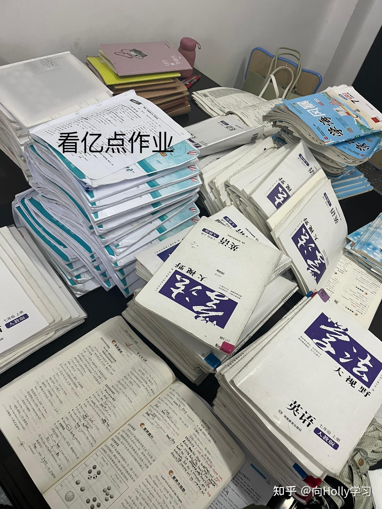 老师更讨厌抄作业的学生还是给别人抄作业的学生? - 知乎