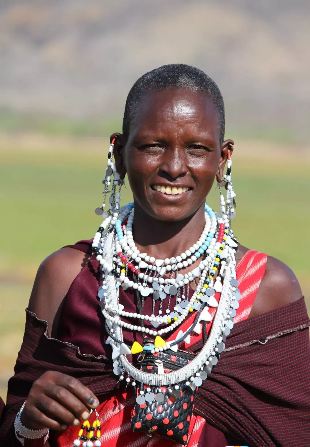 非洲人文平均视力60让狮子闻风丧胆这个非洲高颜值的草原部落太彪悍
