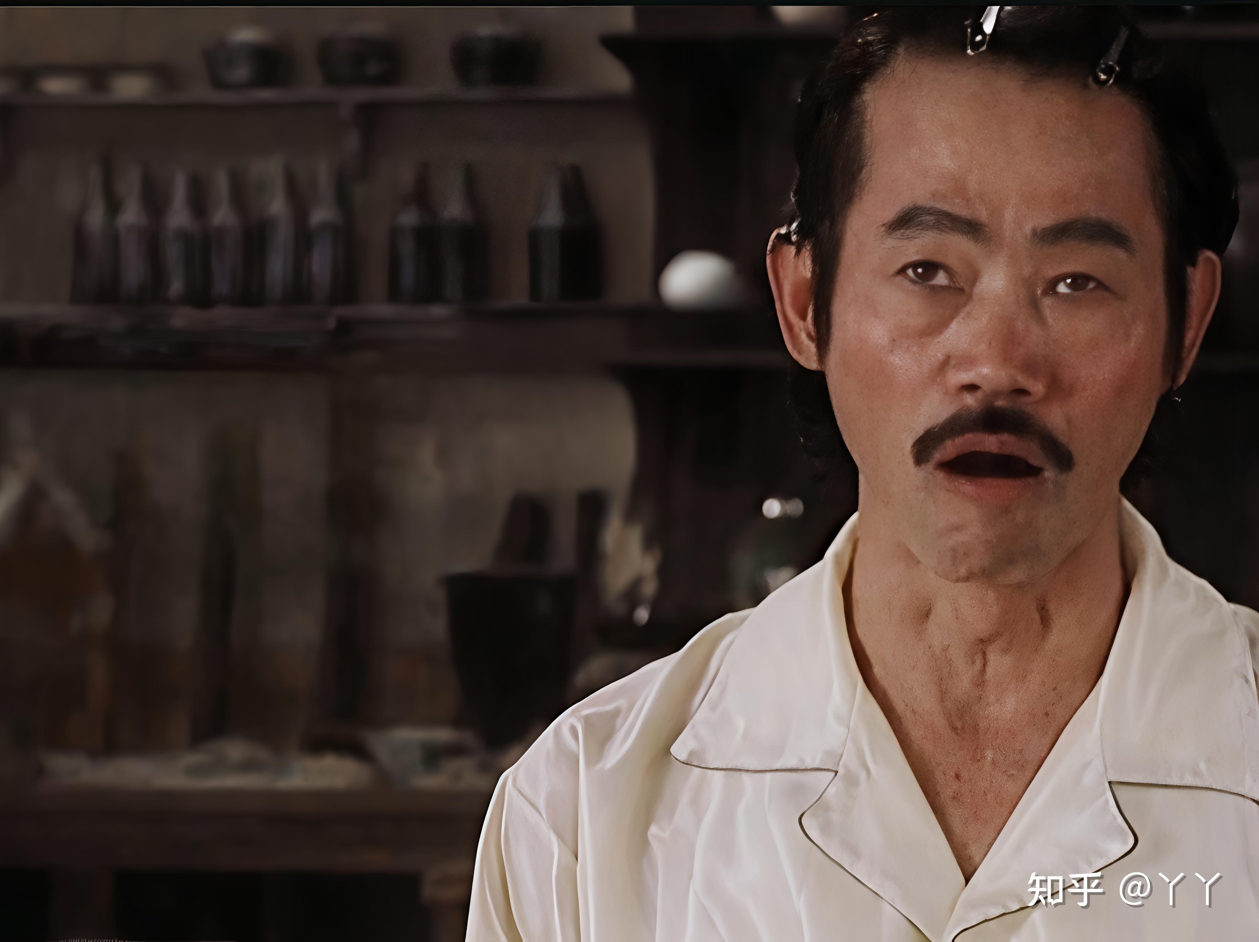 《洪金宝为何对周星驰一忍再忍?背后竟是为还徒弟一份人情》