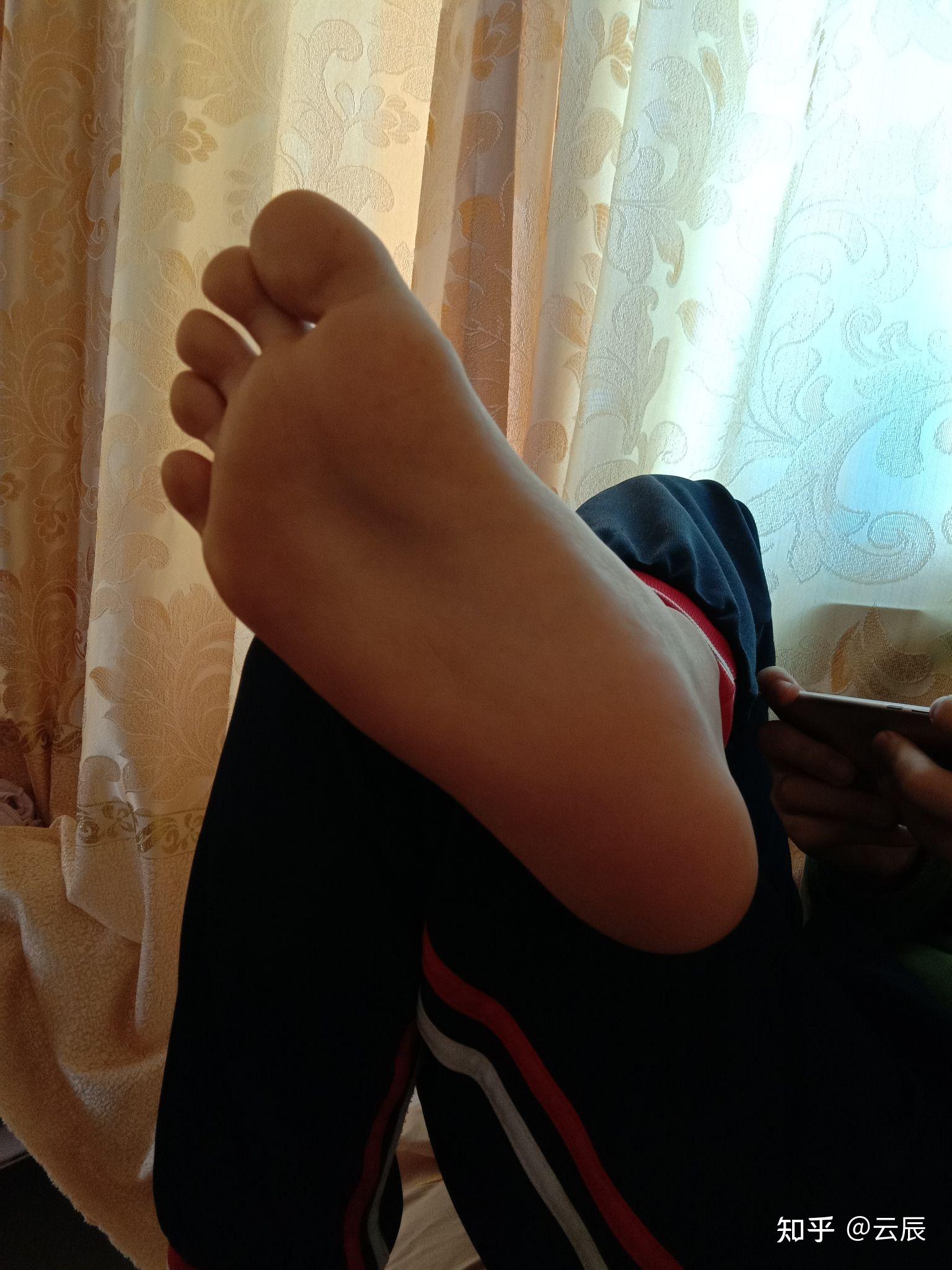 男生的脚可以好看到什么样子? - 知乎