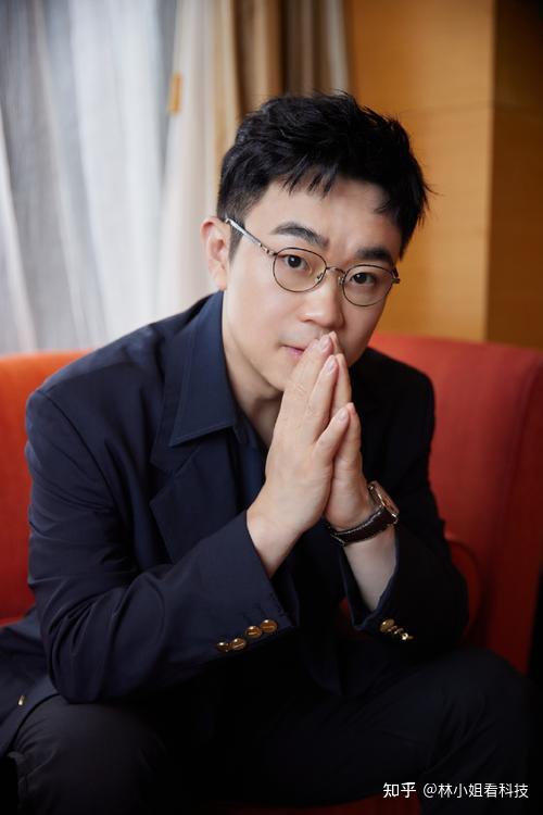 恭喜胡歌大鹏影帝双黄蛋同获金爵奖最佳男演员