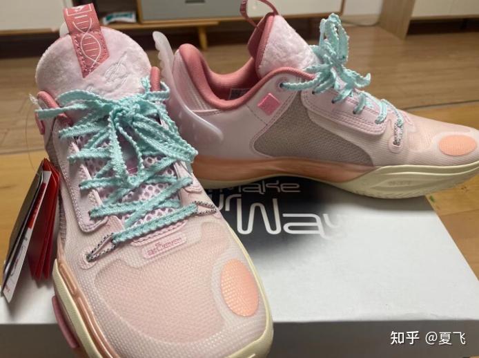 李宁全城11评测丨与全城10相比哪双适合你?看完一目了然 - 知乎