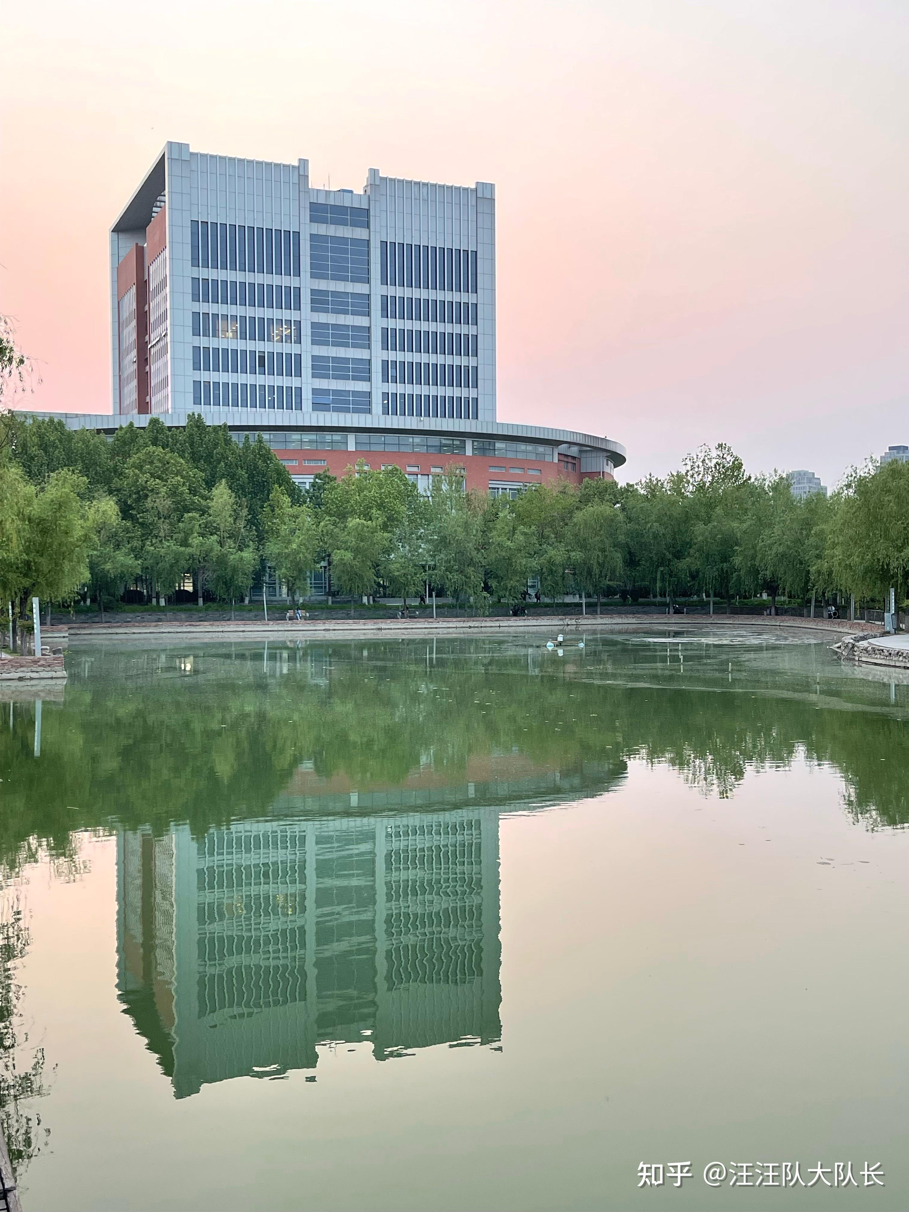 郑州师范学院宾馆窗户图片