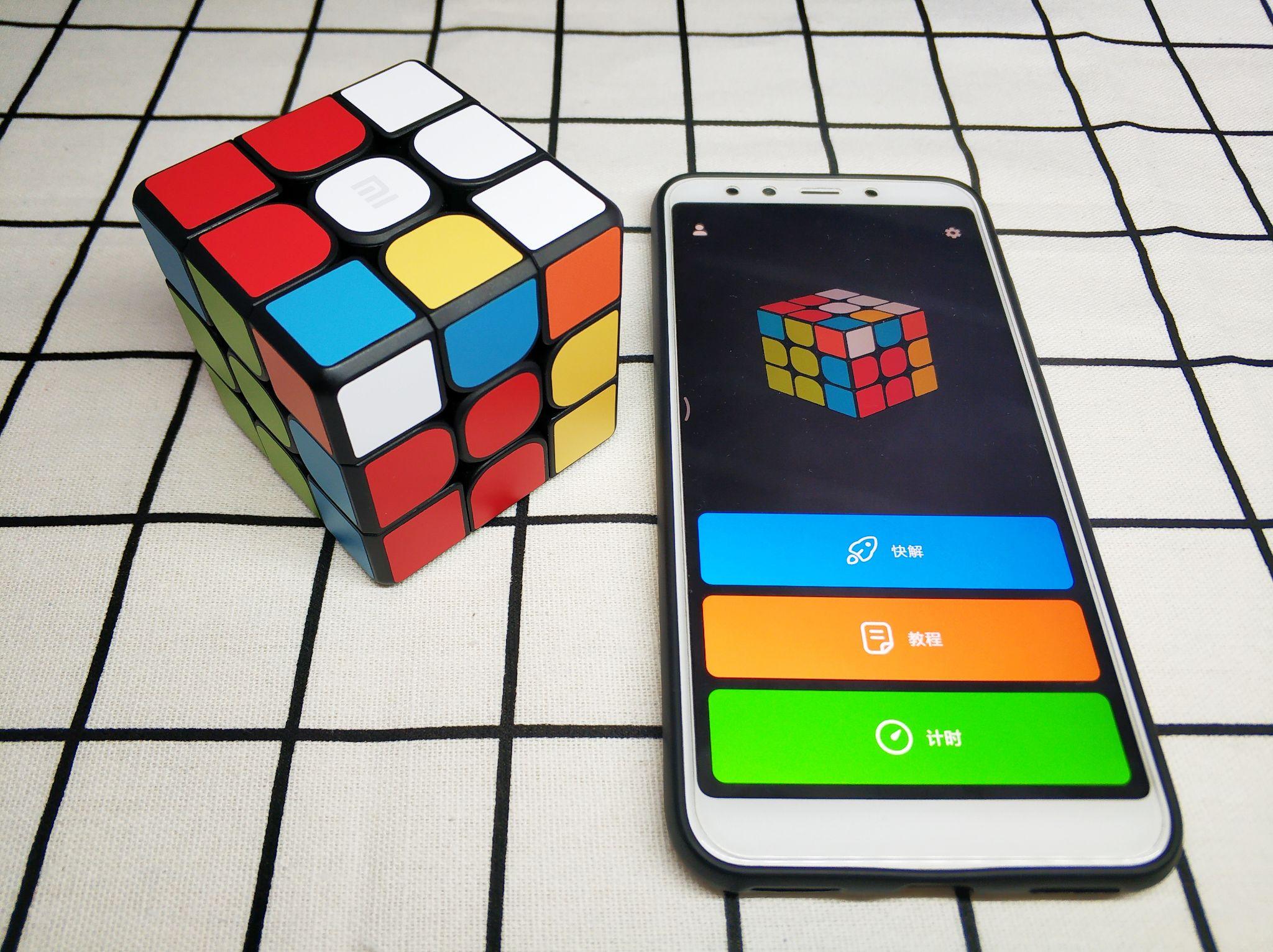 年轻人的第一款智能魔方魔方也能黑科技