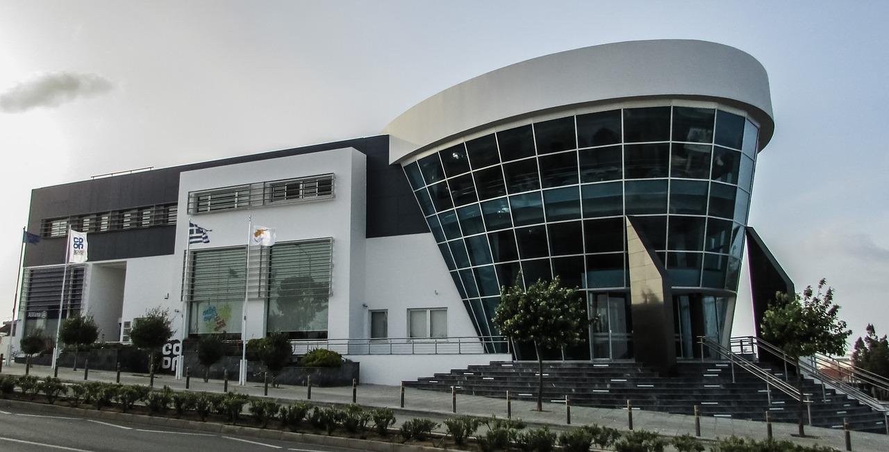 夫妻联名卡是什么意思