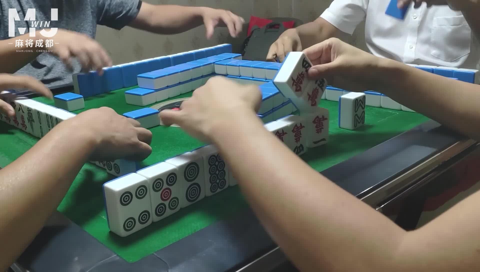 四川麻将血战到底:叫牌的选择,决定了这把华丽丽的杠上花