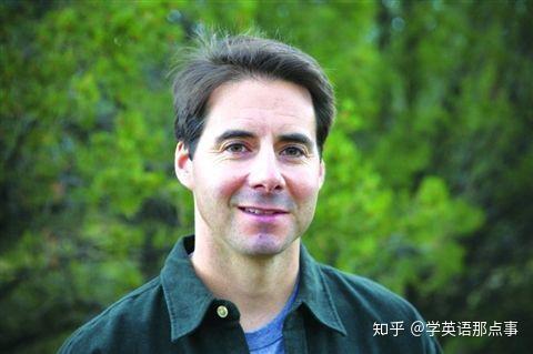 peter hessler 出生于美国宾夕法尼亚,毕业于普林斯顿大学,后又获得