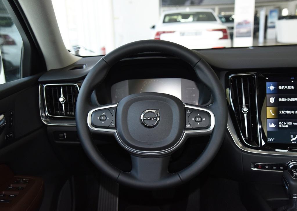2021款沃尔沃v60正式上市,智远运动版最划算 - 沃尔沃v60cc2021款