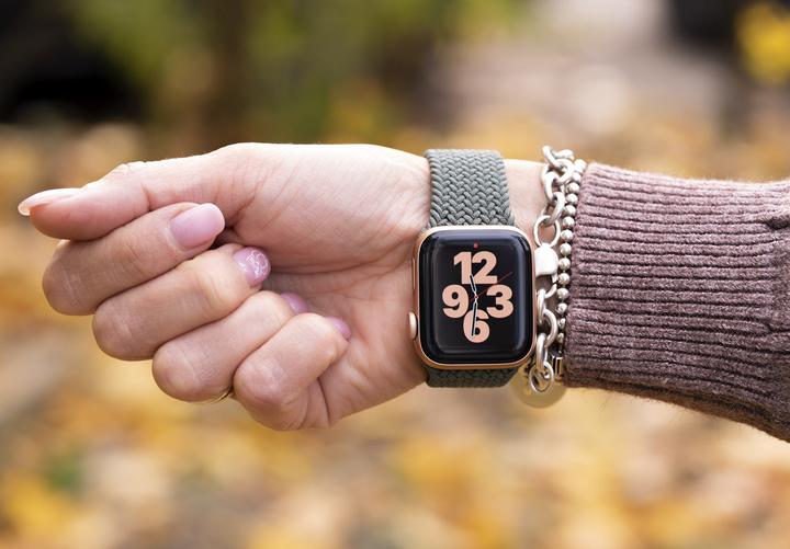 Apple Watch SE 第二代和第一代有什么区别？买哪个比较好呢？ - 知乎