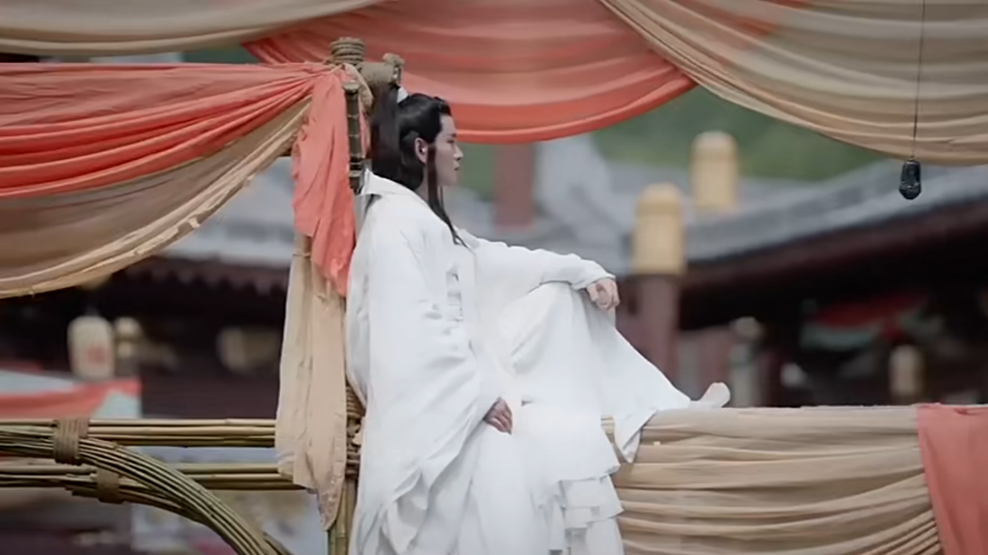 山河令第十三集试探身份揽腰对视