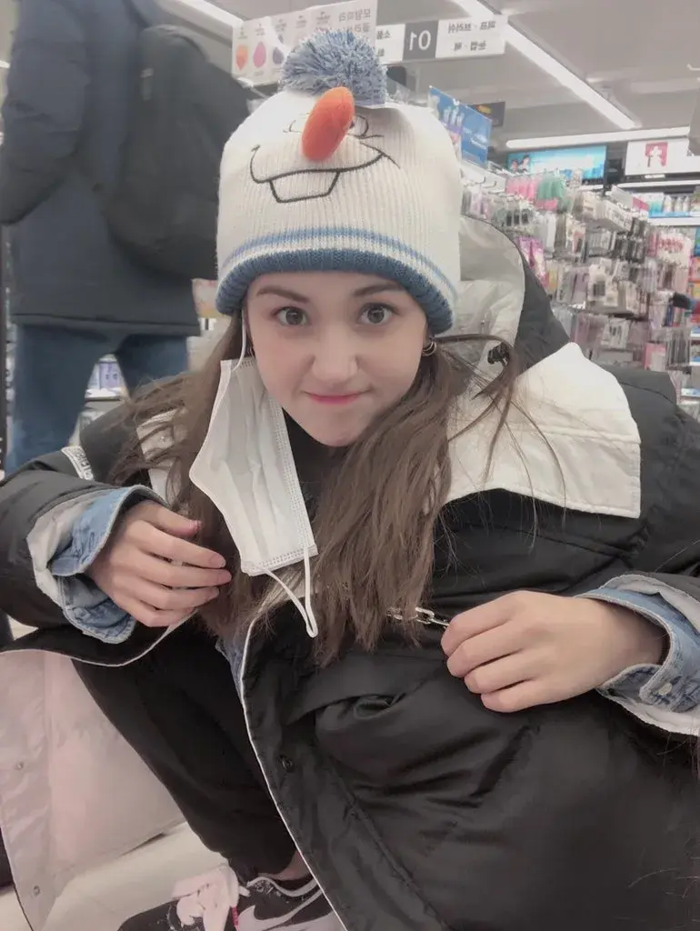 人间芭比爆火tiktok酷爱电玩还是女鞋头请查收你们的新老婆