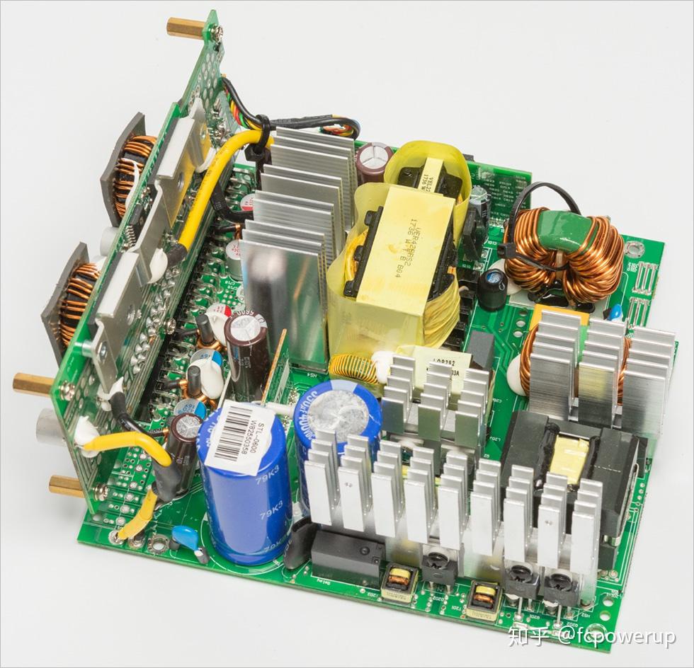 3Ω)5vsb pwm主控:leadtrend ld7750r管控ic:weltrend wt7527v (ovp