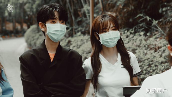 如何评价刘梦赵粤的梦粤cp