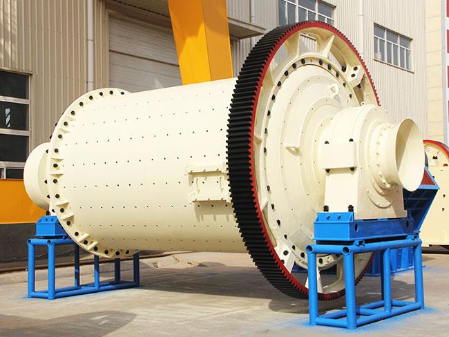 我国化学天辰公司总承揽的新疆中泰新材料甲醇项目气化、空分设备按期中交