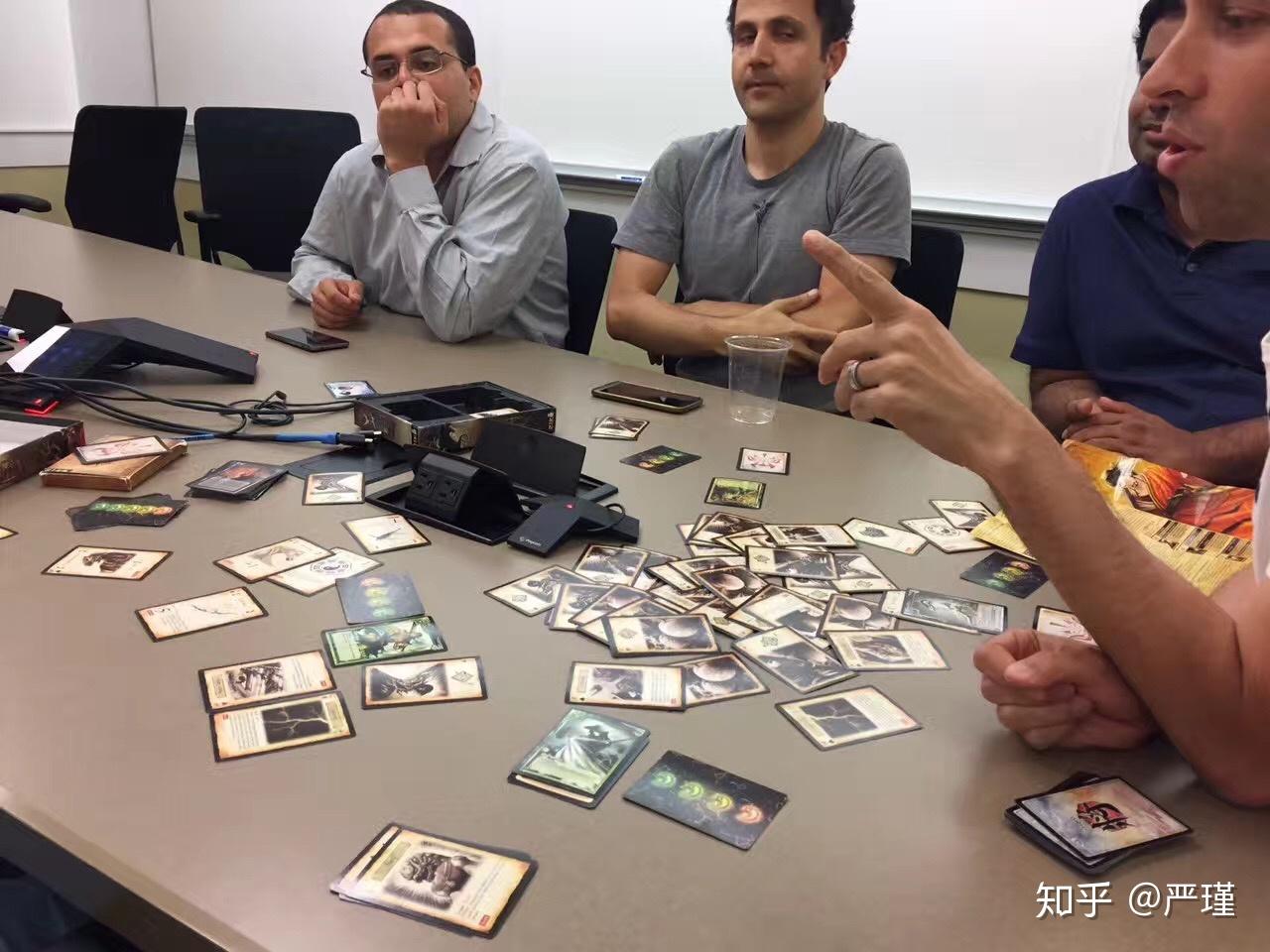 三国杀在卡牌游戏里属于什么水平? - 知乎