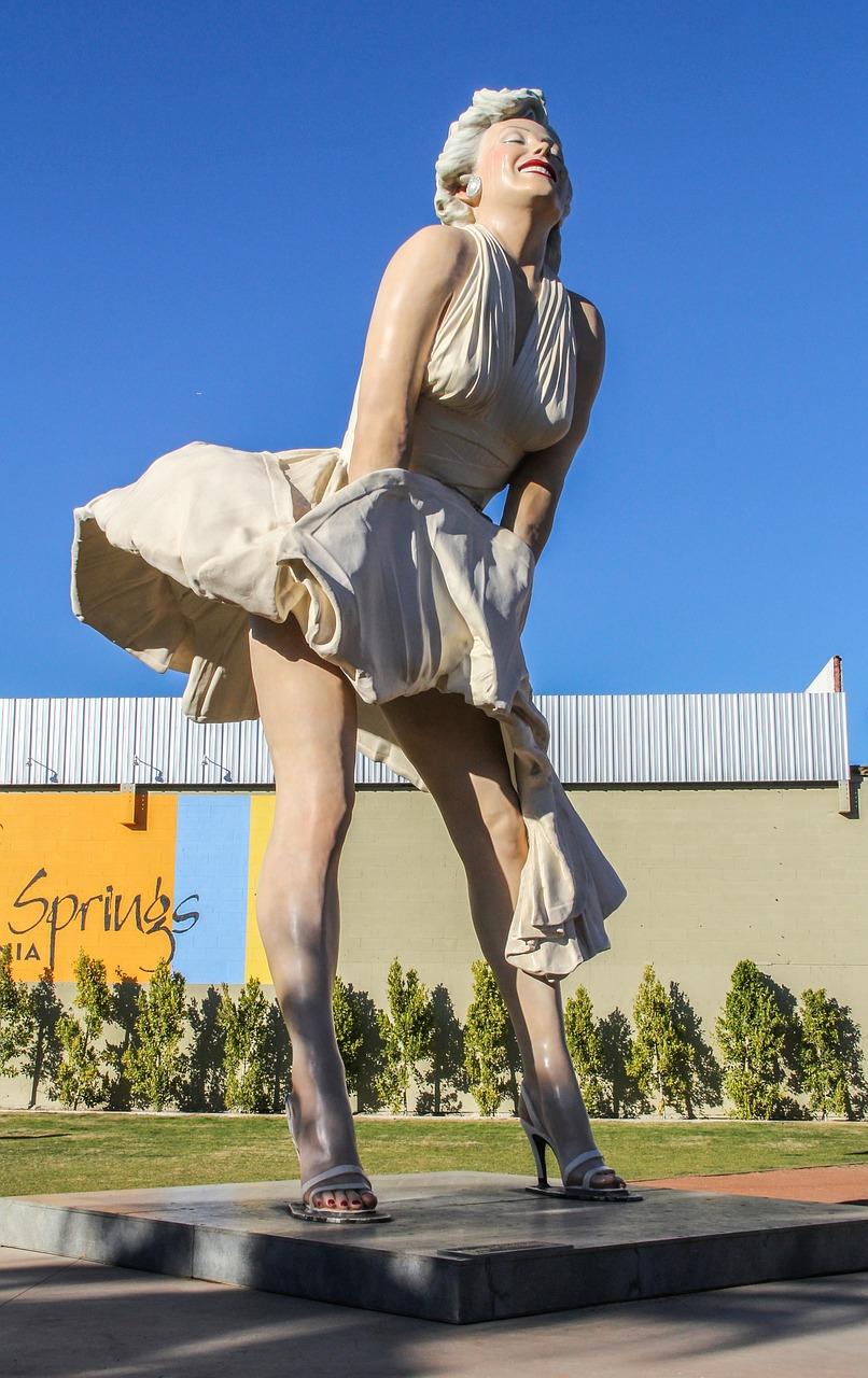 4. 关公雕像售价