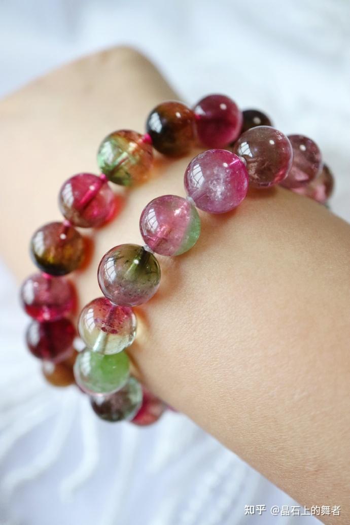 这两个西瓜碧玺哪个值得入