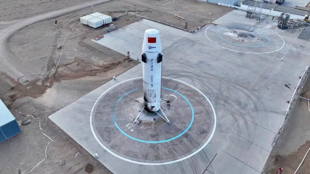 走進神秘的酒泉衛星基地丨罕見蘋果機特斯拉保密條例遍地現