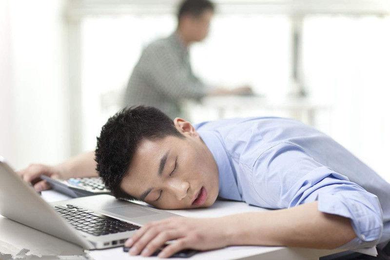 怎样上课睡觉舒适 v2-57c25917de9bb28d1d1407a625f7bbda_1440w.jpg?source=172ae18b