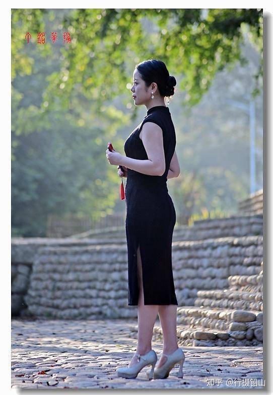 夏日炎炎旗袍美女荷你相约铅山天柱山消夏避暑