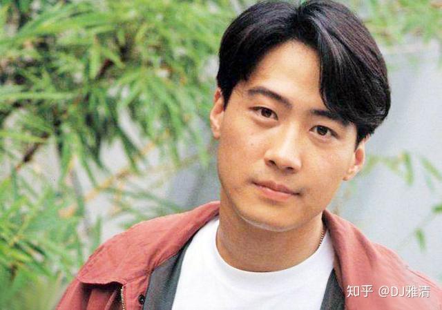 无疑,祖籍广东梅县的黎明,就是这样的帅哥.