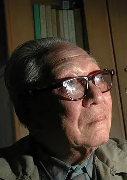 尚华著名配音表演艺术家