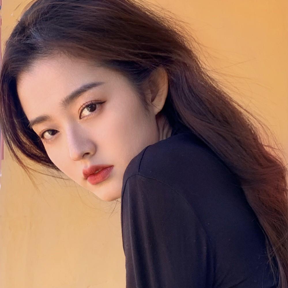 那些女生头像高冷